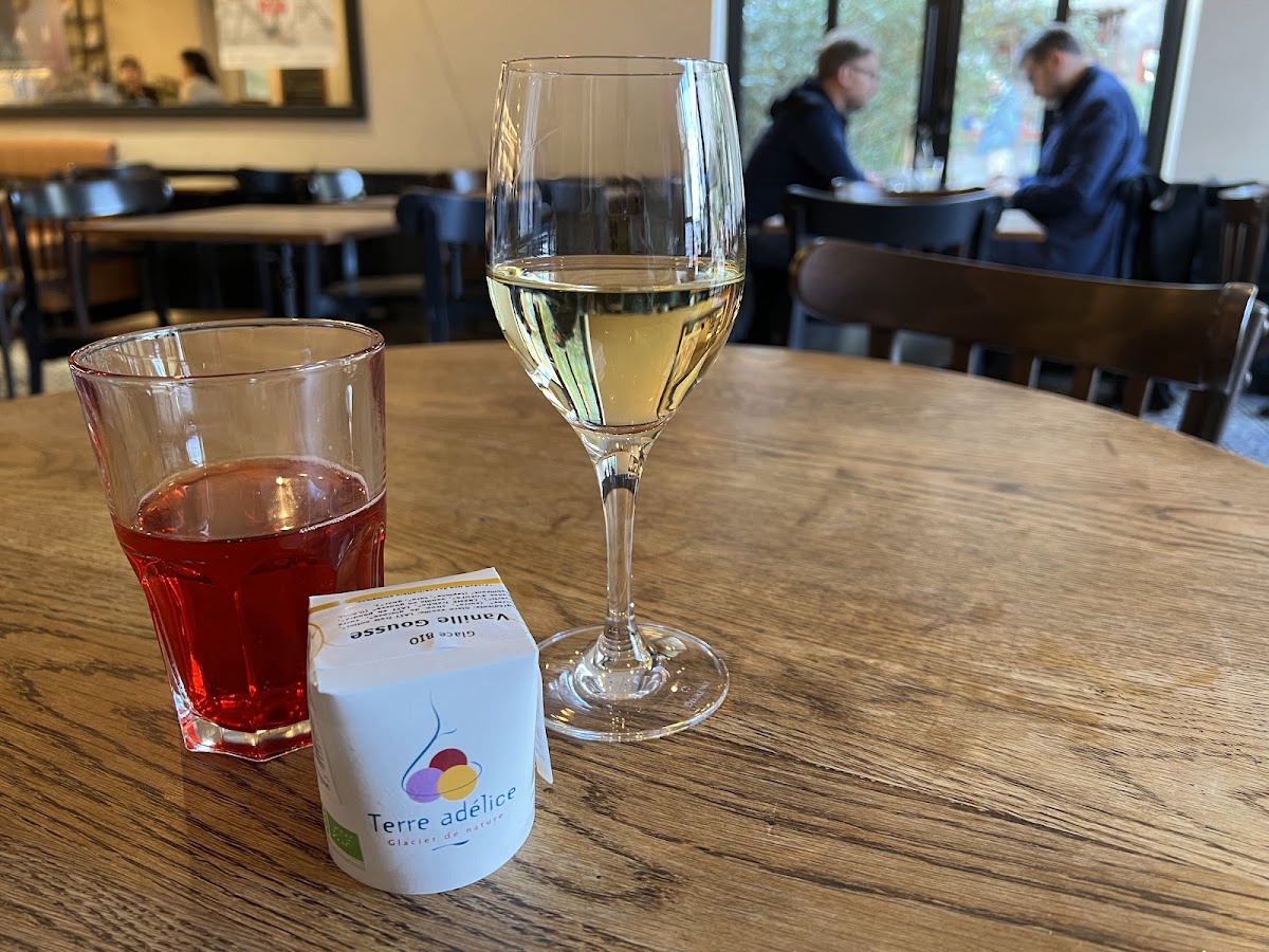 Café Lumière Photo 5