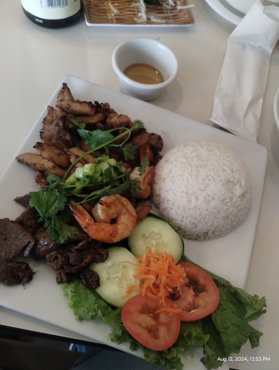 Pho Basil Photo 8