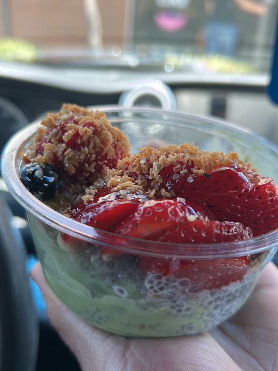 Scoops Handcrafted Acai Bowls Photo 2