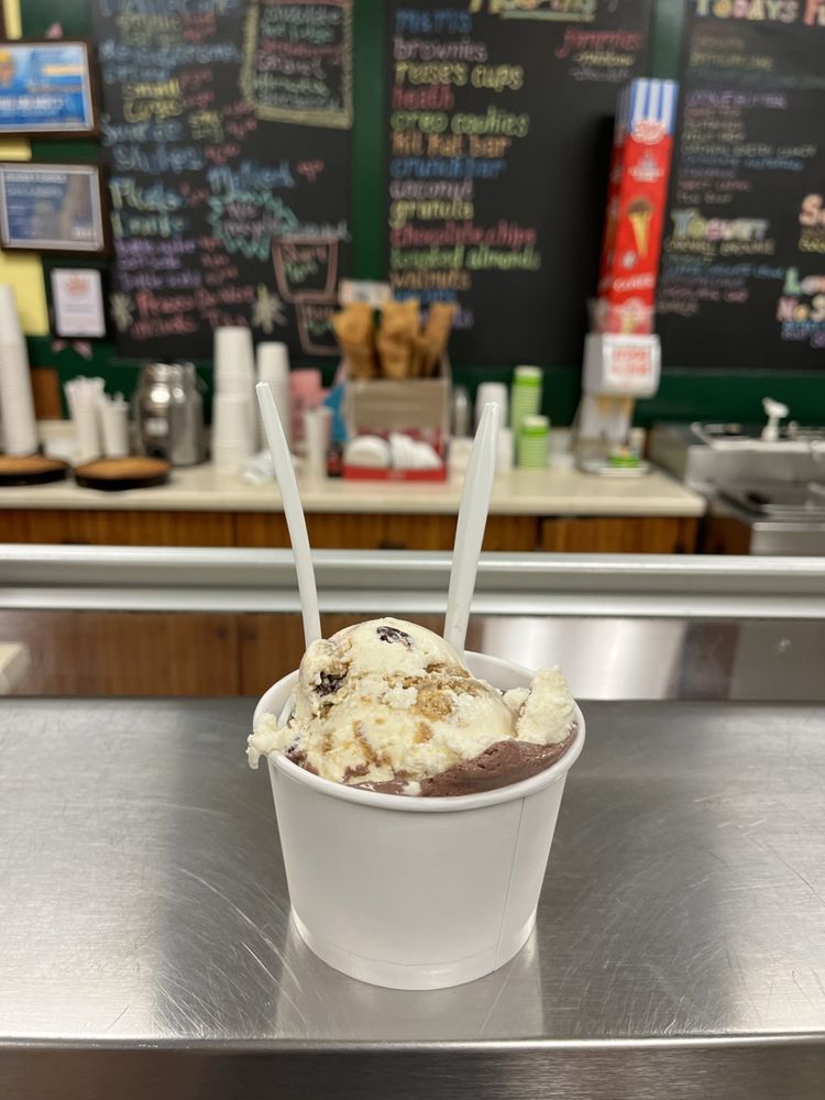Dave & Andy's Homemade Ice Cream Photo 2