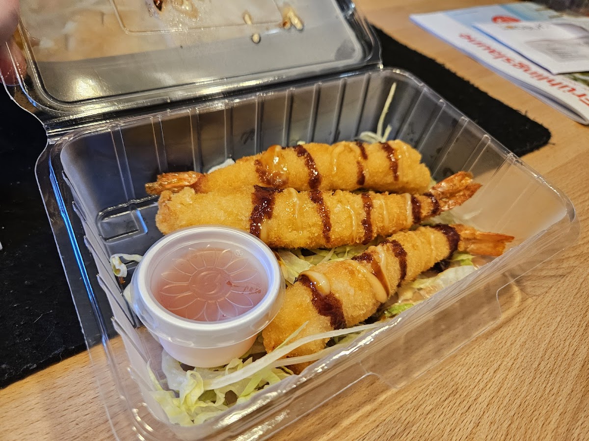 Sushi Bar Photo 4