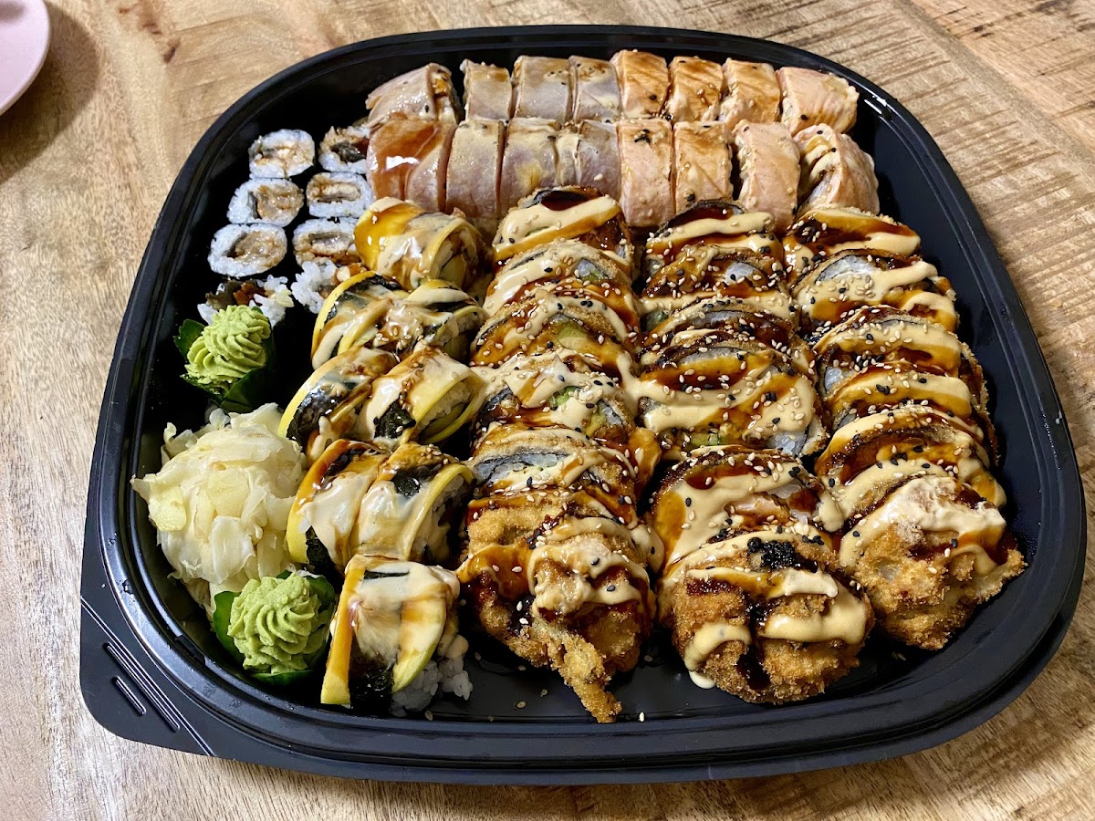 Sushi Bar Photo 5