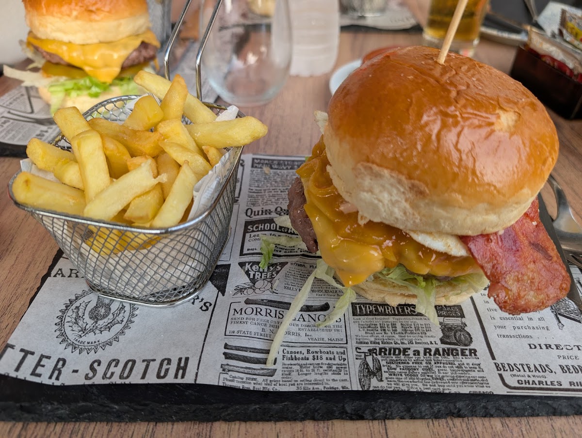 Sky Burgers Photo 4