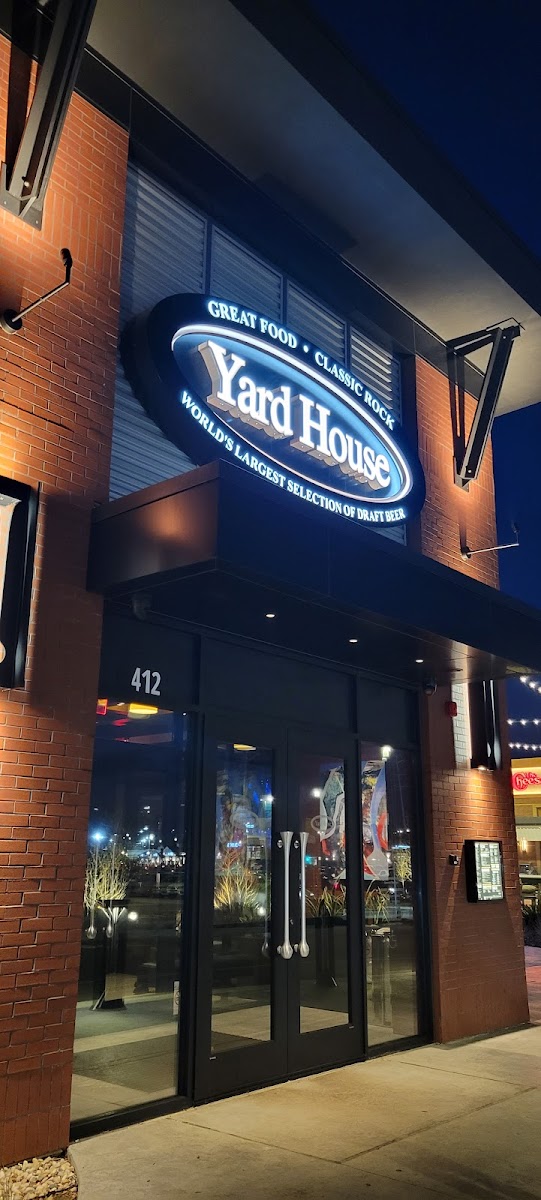 Yard House - Block 59