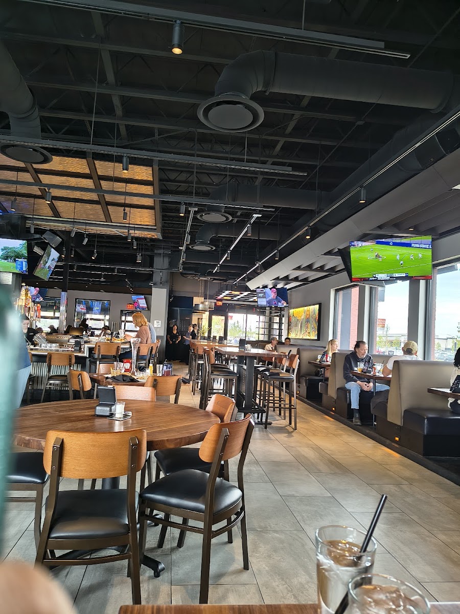 Yard House - Block 59 Photo 3