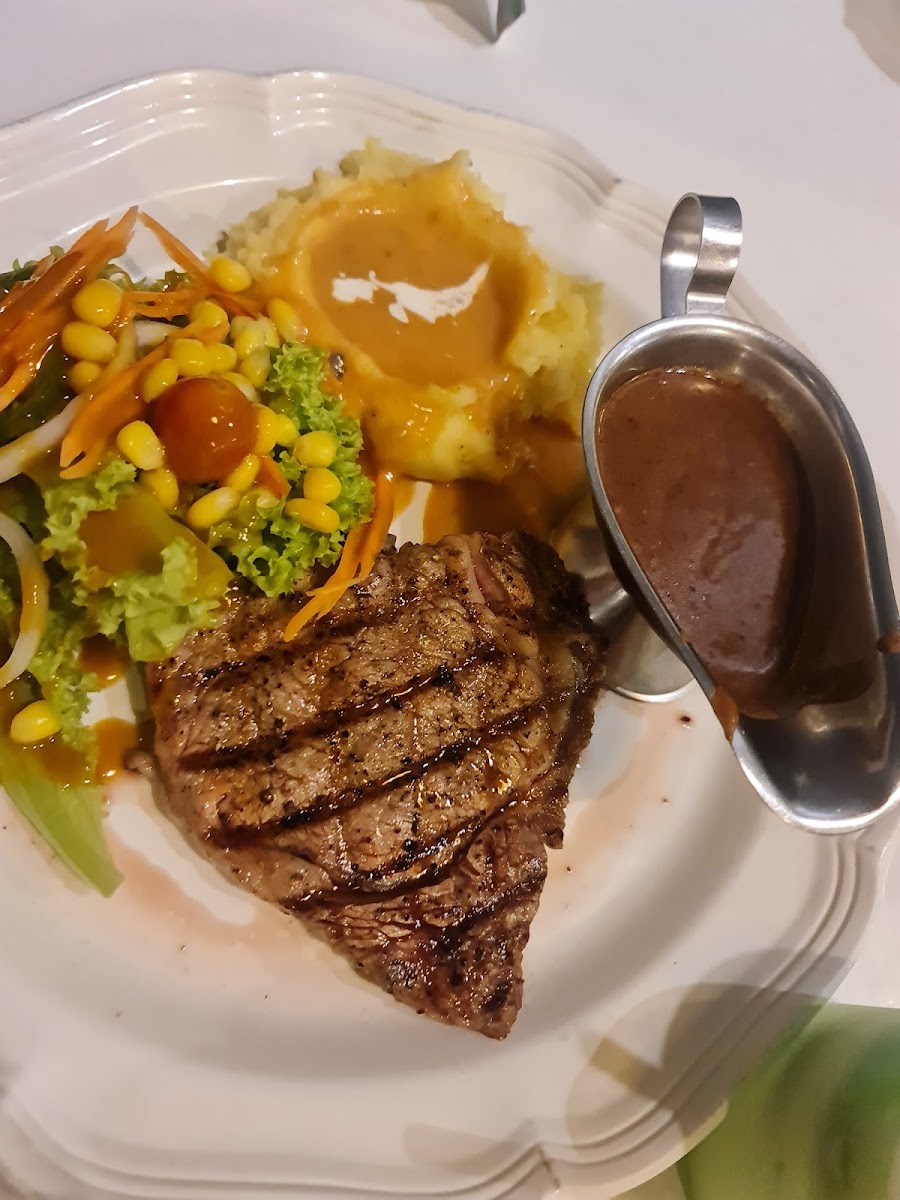Saga Highland Steak Cafe 傻瓜山中西露天扒坊 Photo 7