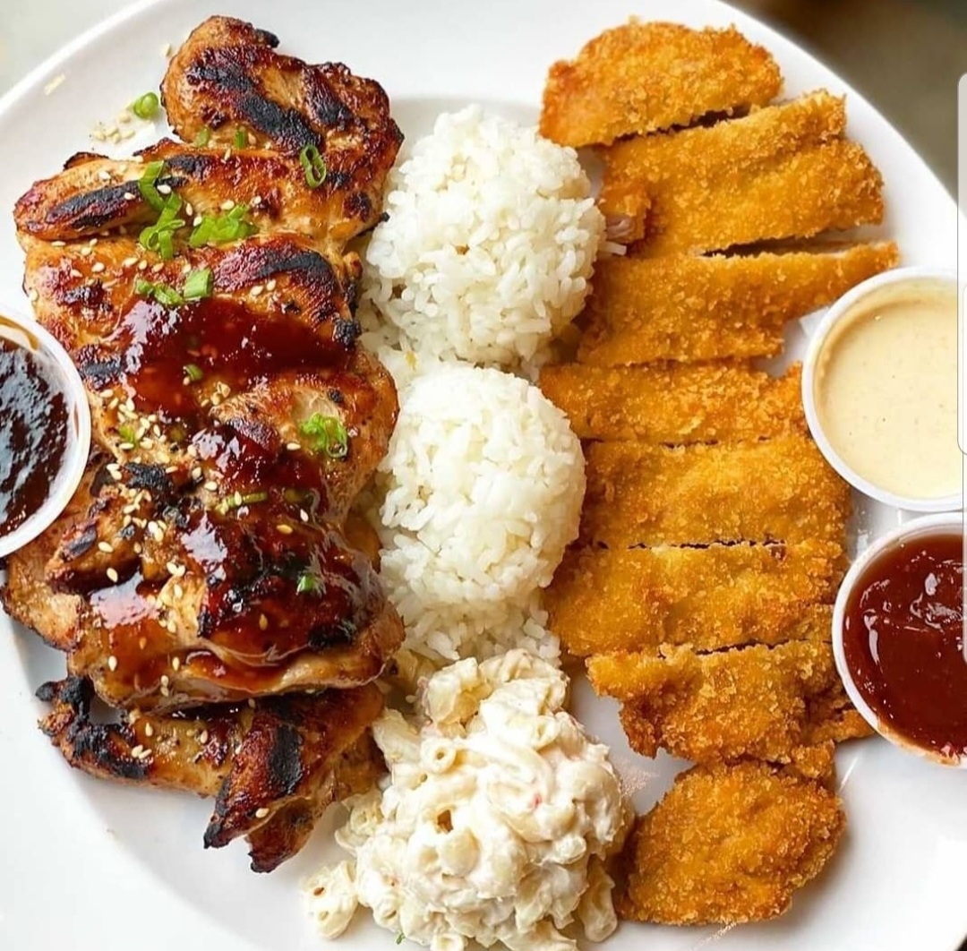 Ono Hawaiian Plates Central Photo 3