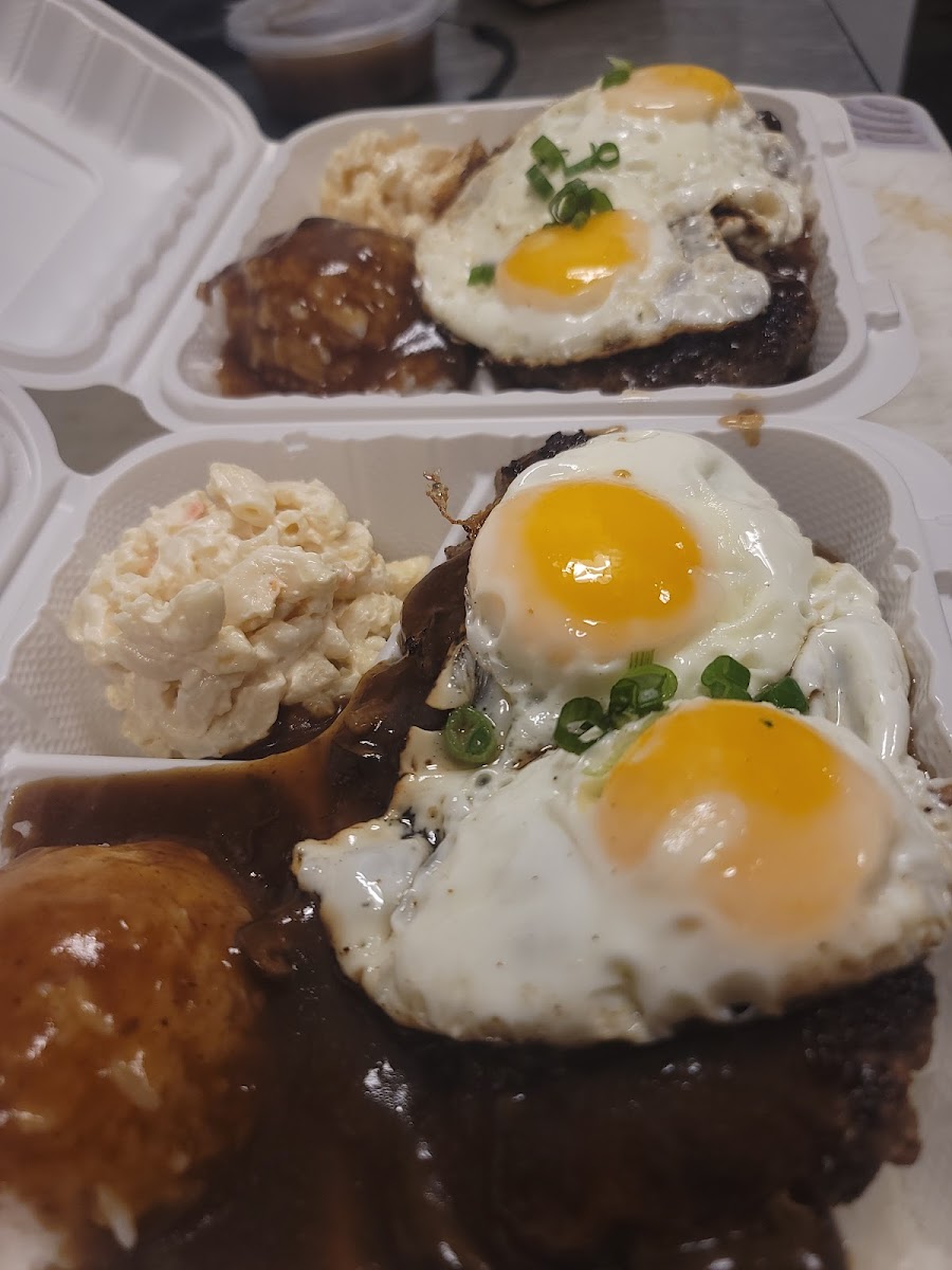 Ono Hawaiian Plates Central Photo 6