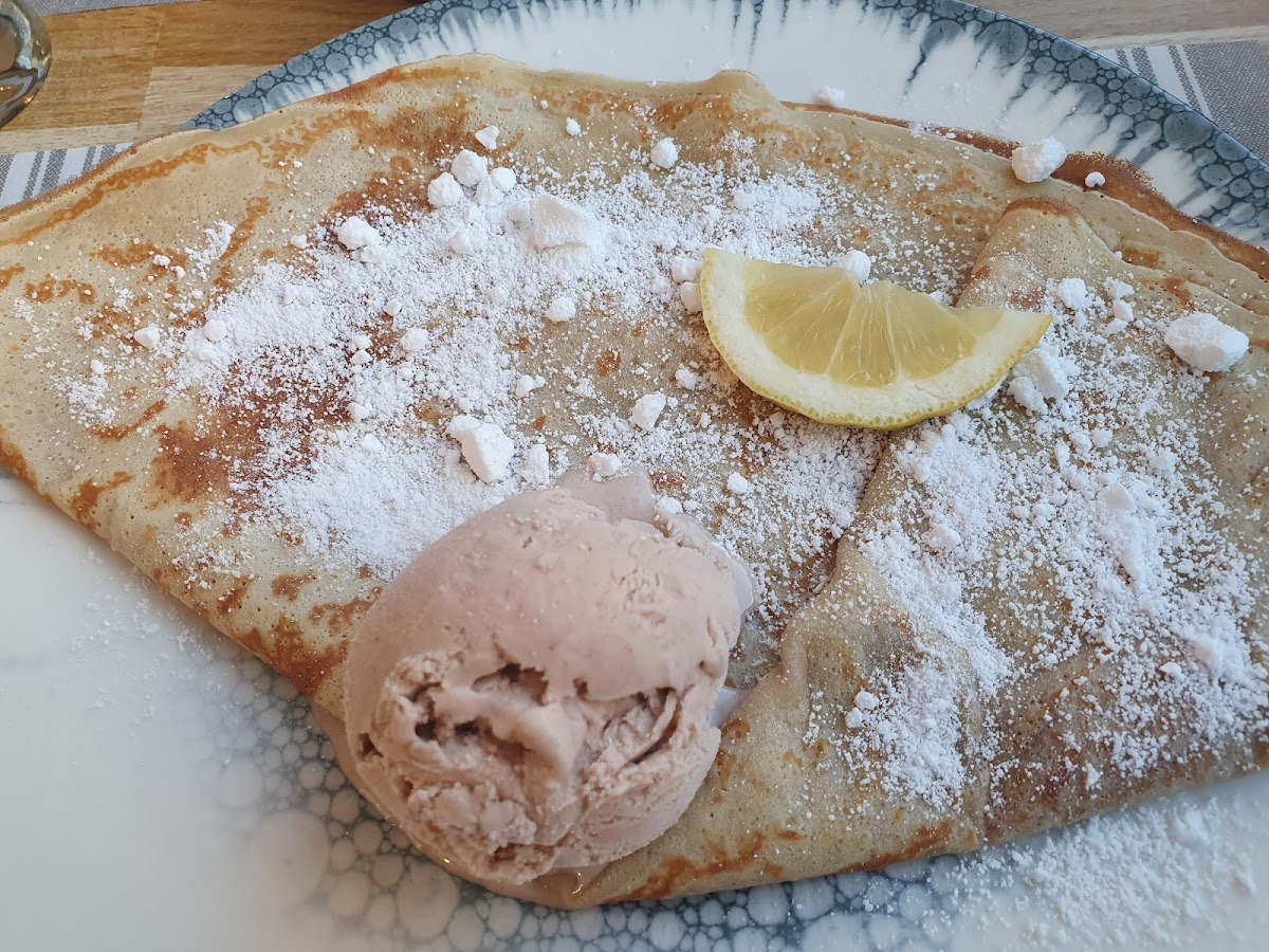Crêperie Sur la Place Photo 6