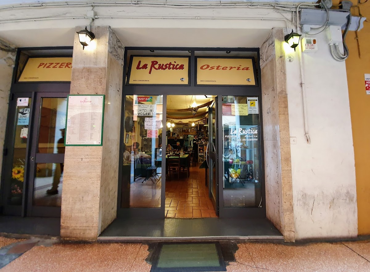 La Rustica Pizzeria Osteria