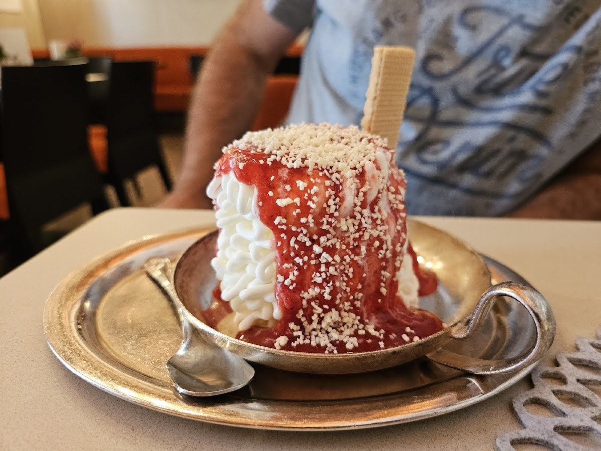 Eiscafé Adria Coburg Photo 3