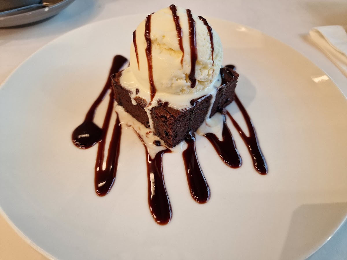 Courtyard by Marriott Edinburgh West Restaurant Photo 6