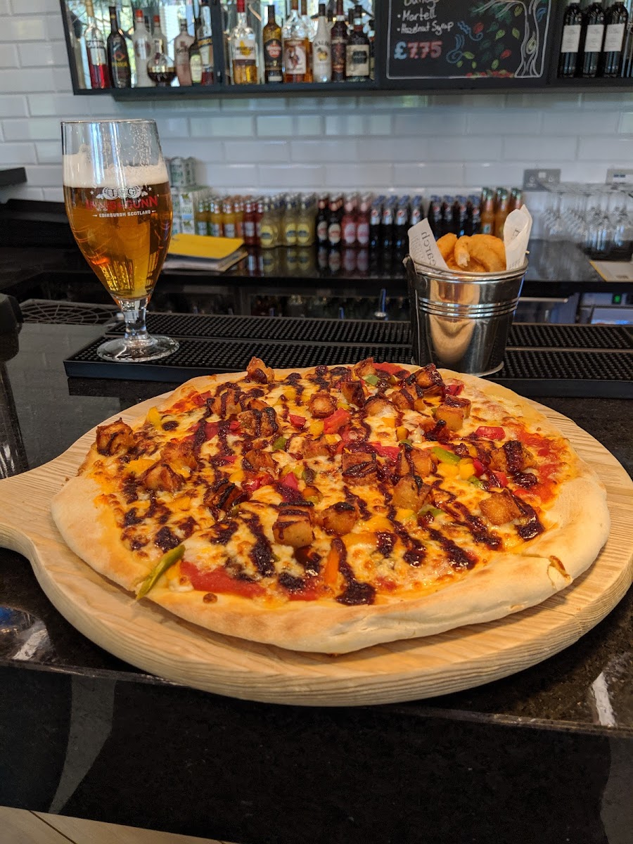 Courtyard by Marriott Edinburgh West Restaurant Photo 7