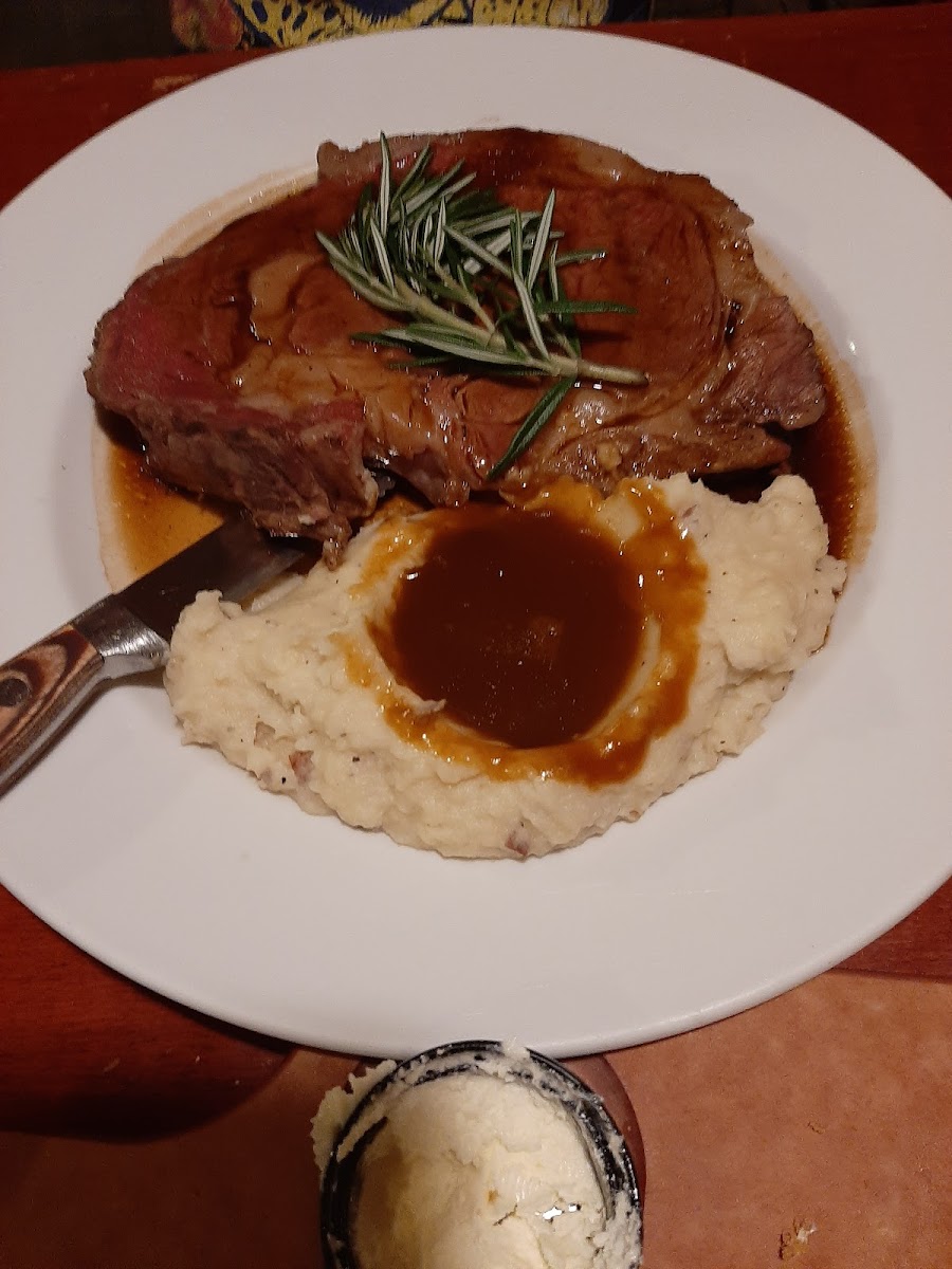 Bullwinkle's Steak House Photo 9