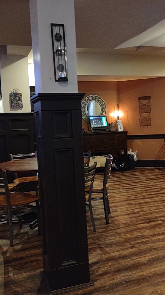 Fort Mitchell Public House Photo 2