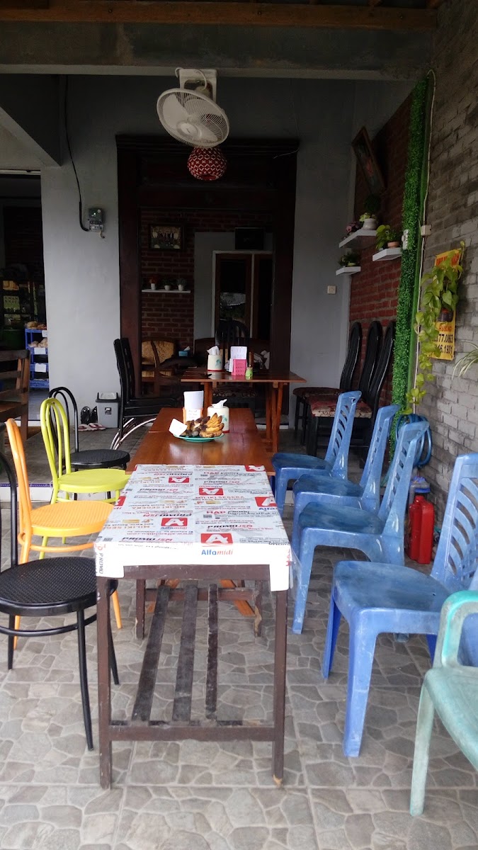 Kedai Pelangi Jaya Bu Suradi Photo 4