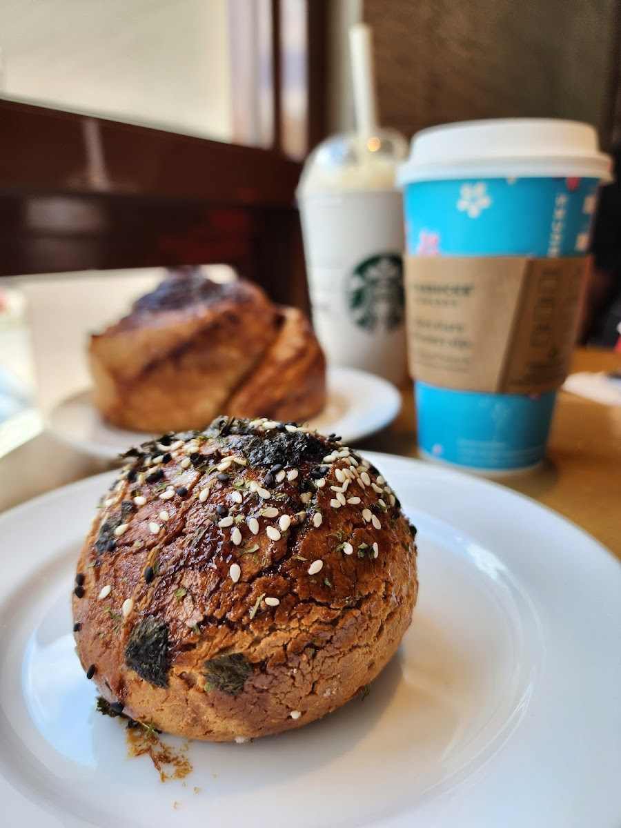 Starbucks Heritage Mansion Photo 10
