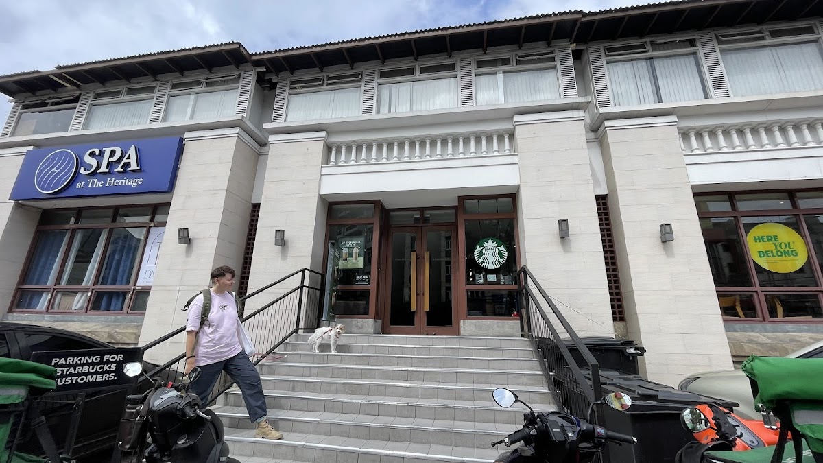 Starbucks Heritage Mansion Photo 4