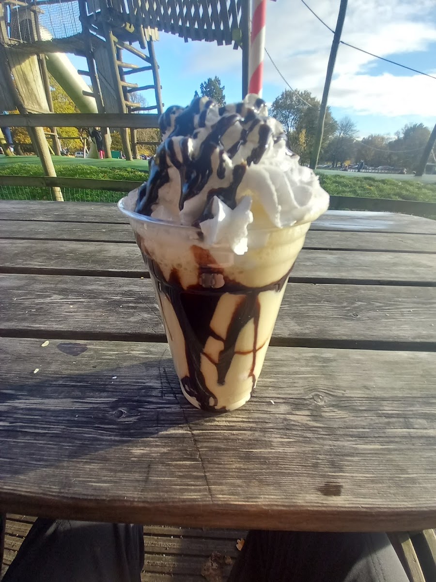 Wollaton Cafe Photo 10