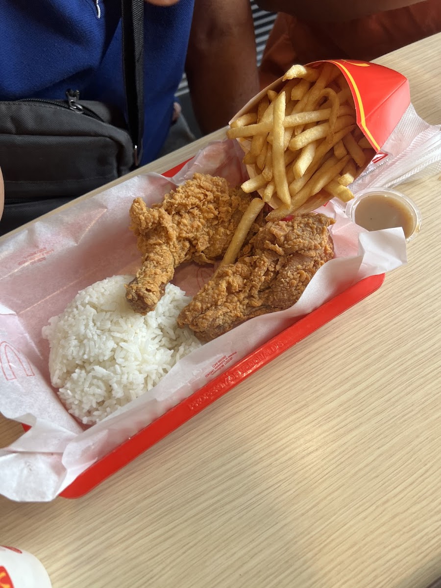 McDonald's Cabuyao Highway Photo 3