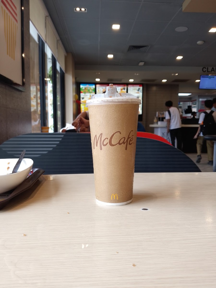 McDonald's Cabuyao Highway Photo 6