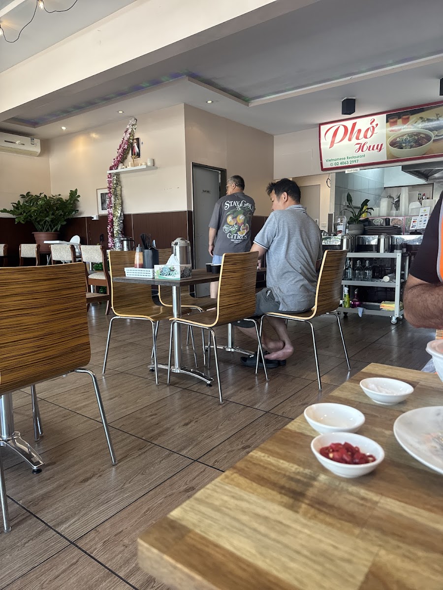 Pho Huy Restaurant Photo 4