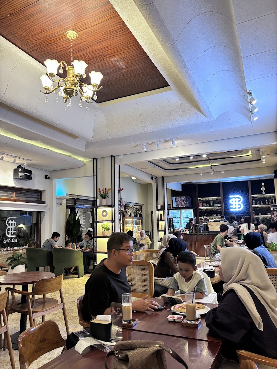 Billions Coffee Tulungagung Photo 3