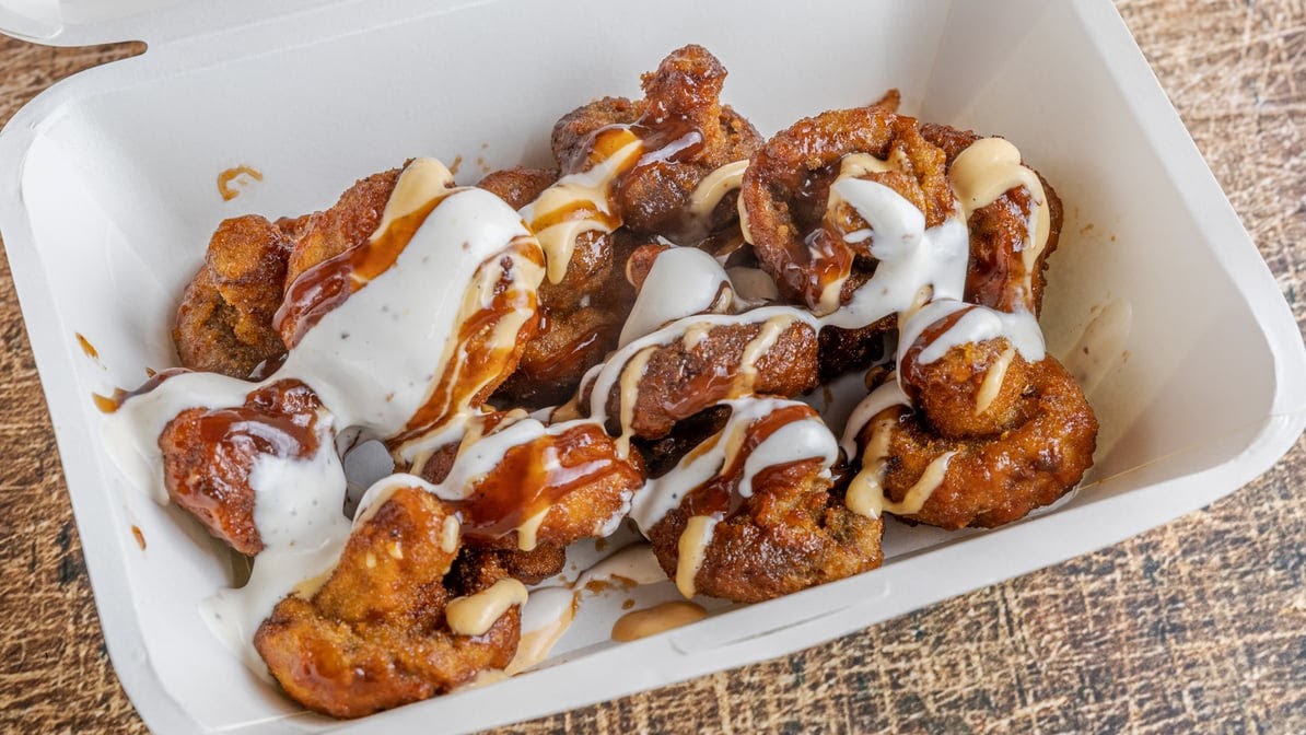 ARI'S Burgers And Takeaway Photo 4