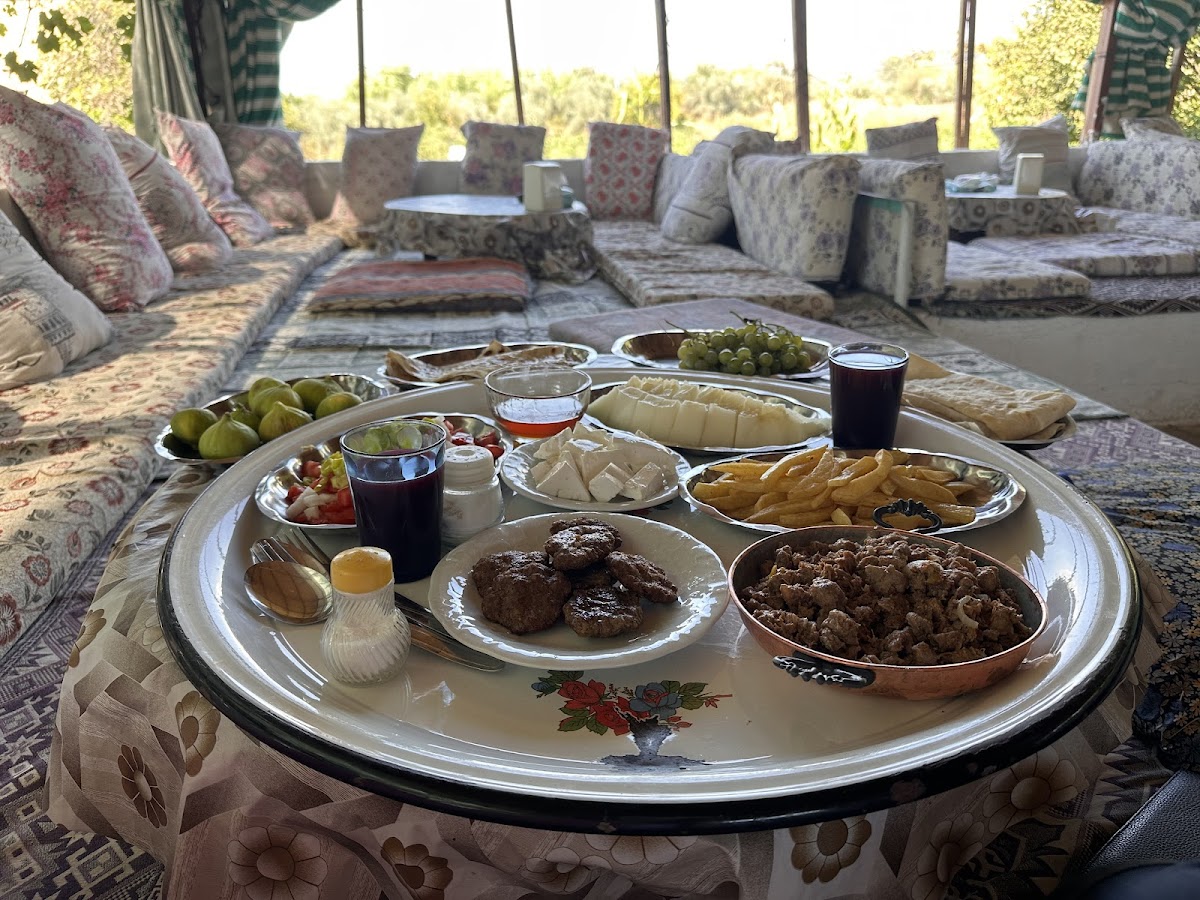 Çınar Restaurant Photo 3