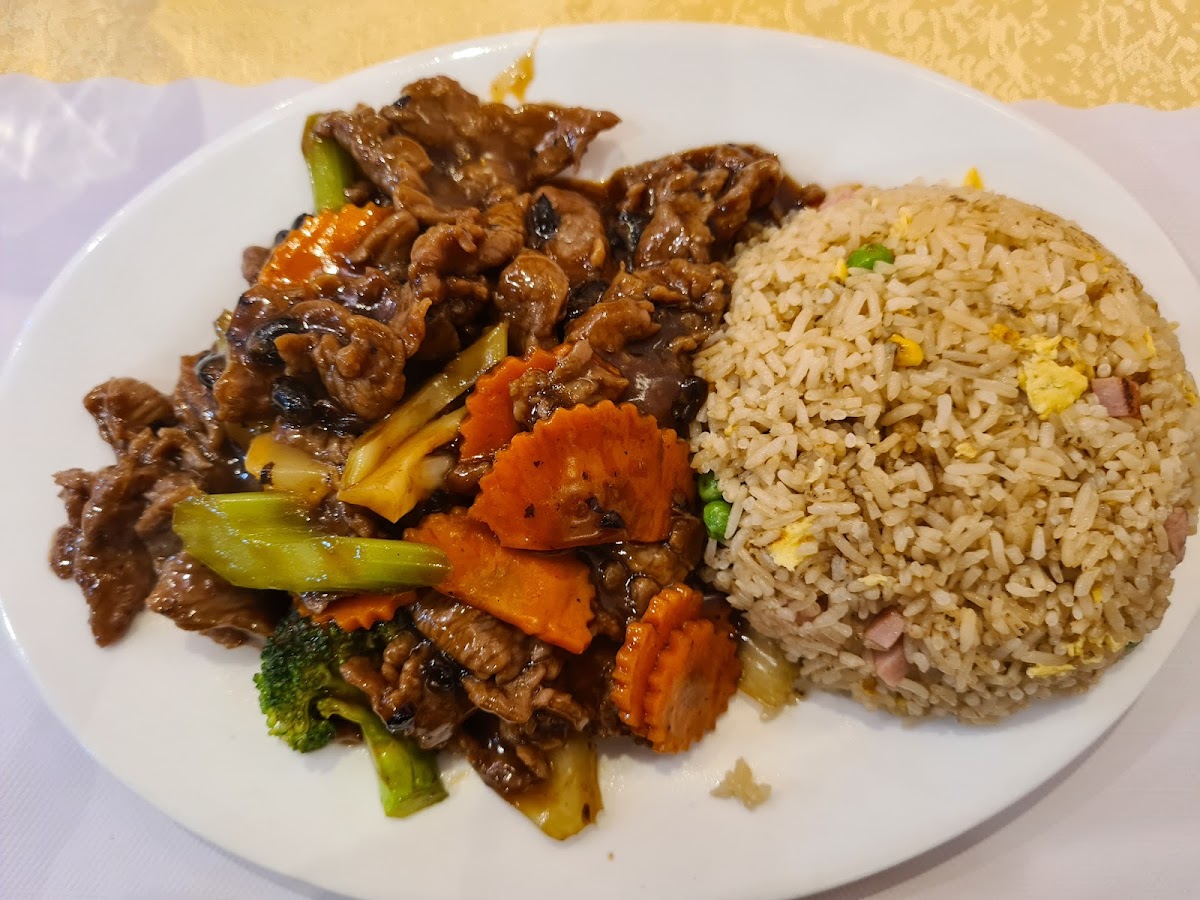 Panda Garden Chinese Restaurant Photo 4