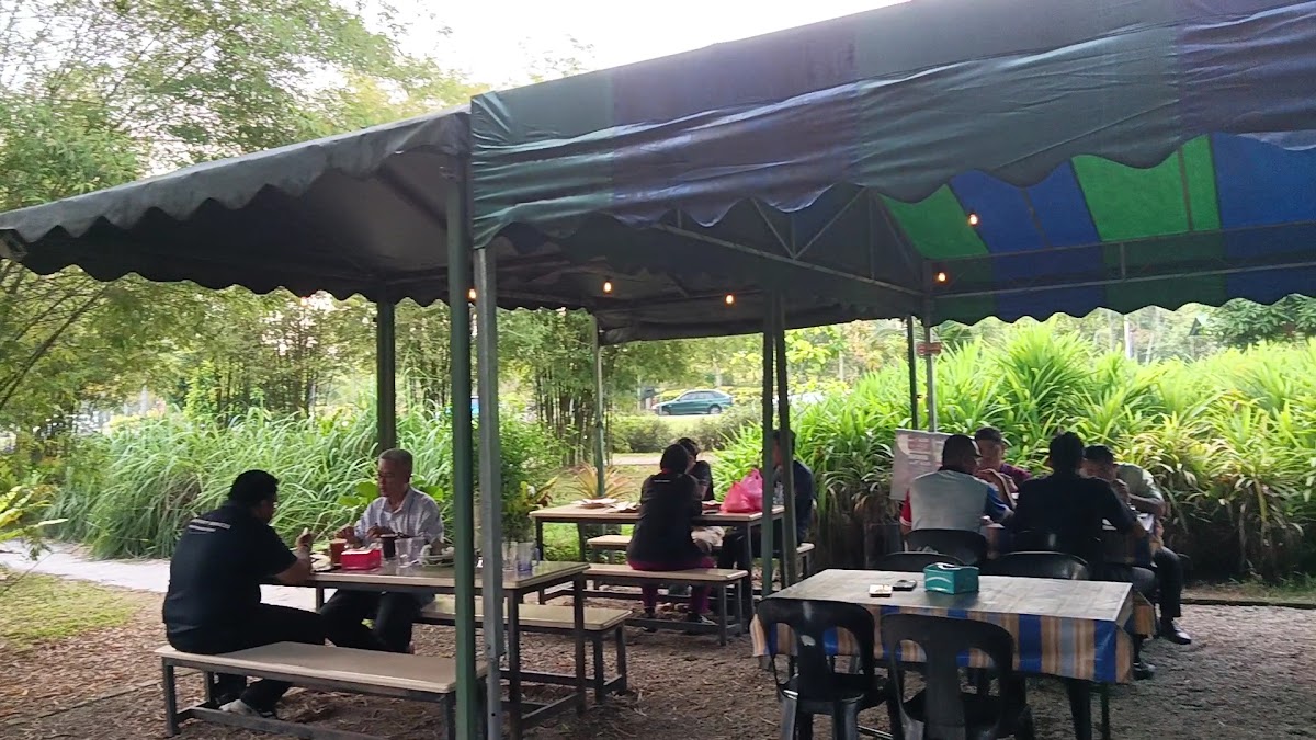 Warung • Edible Park Photo 2