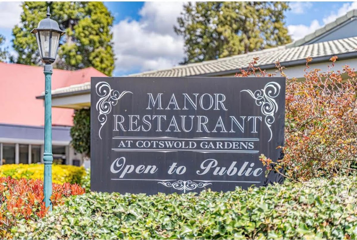 Manor Restaurant at Cotswold Gardens Photo 8