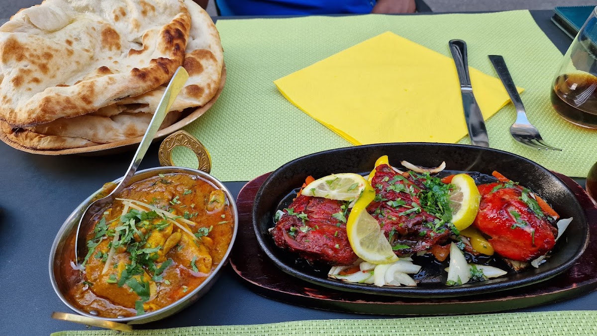 Bollywood Bar Restaurant Photo 7