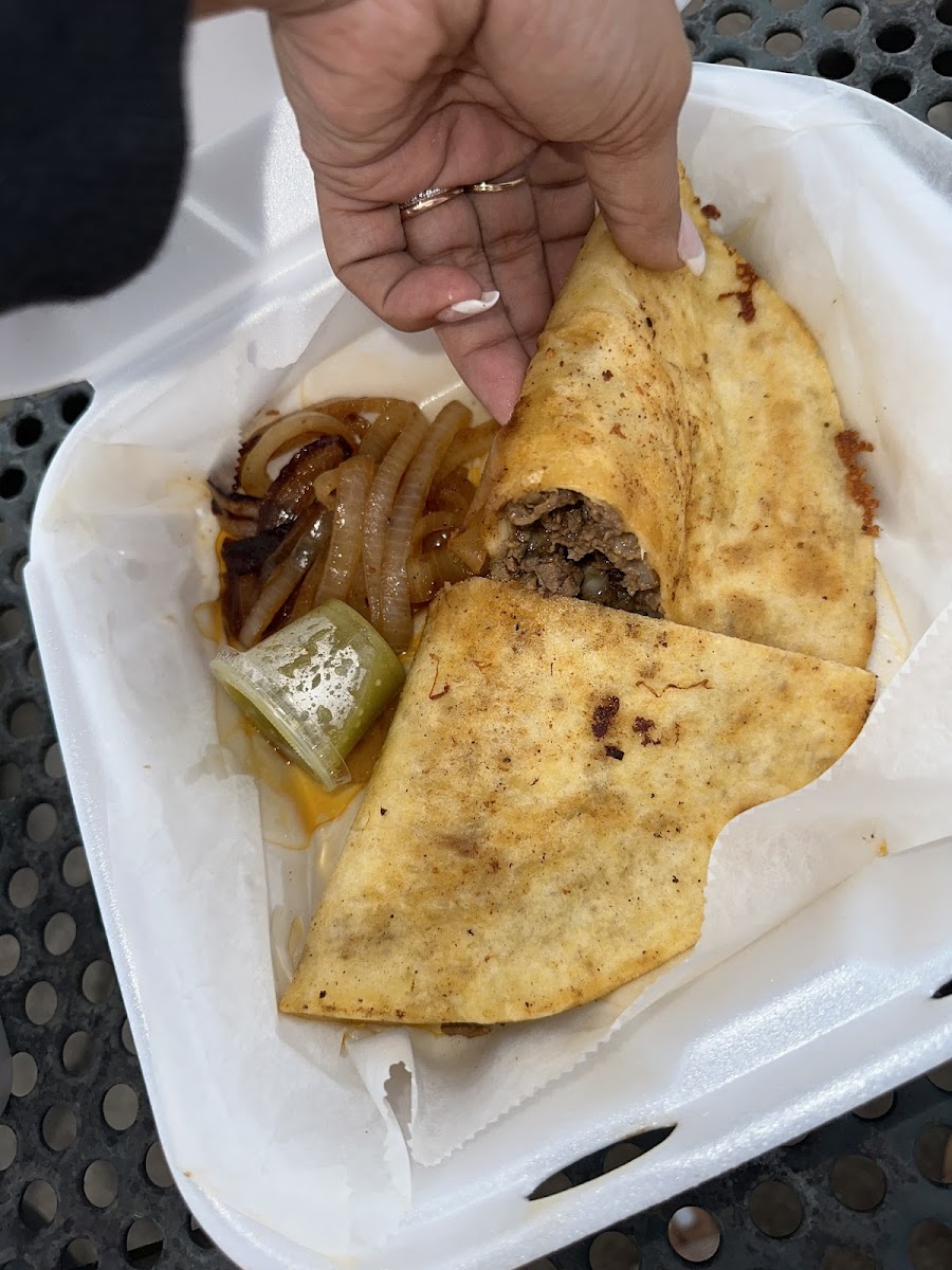 La Consentida Food Truck Photo 8