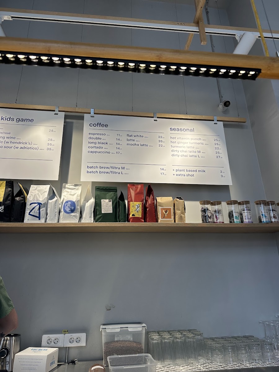 OTOTO Store Victoriei Photo Menu 6