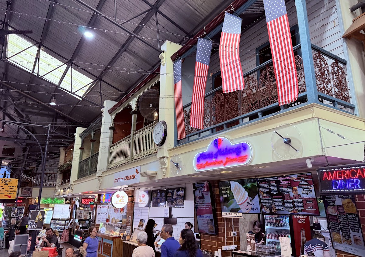 Mama Mahoney's American Diner