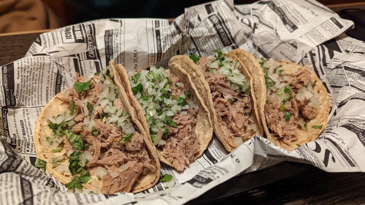 Tacos El Kaiser Photo 5