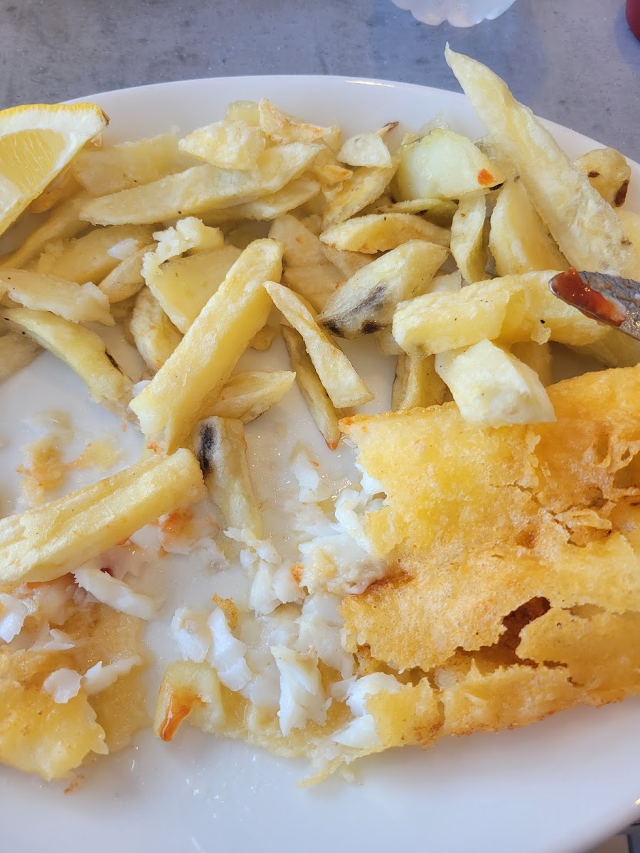 Walkers Fish & Chips Photo 4