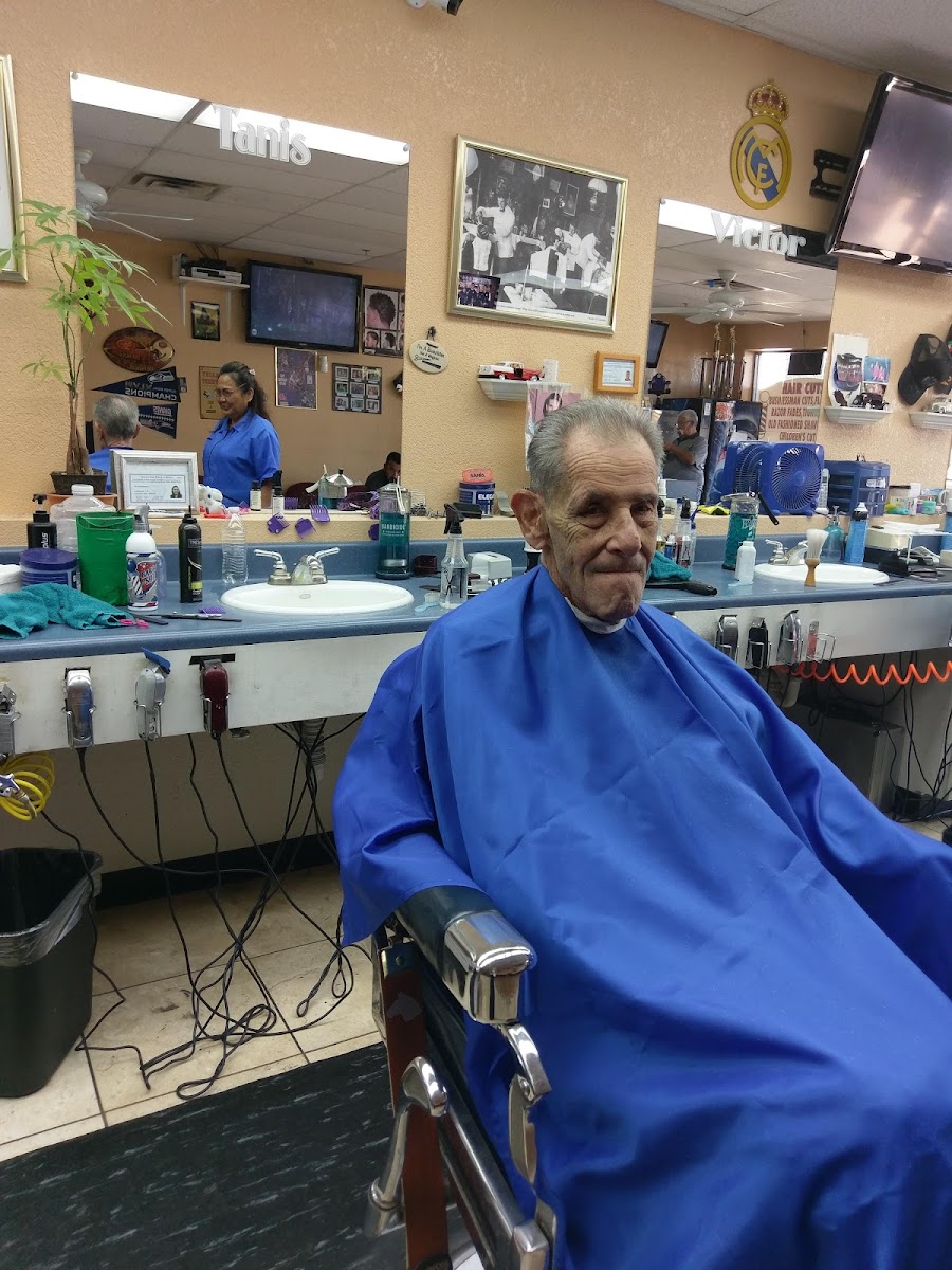 Chavez Barber Shop Photo 3