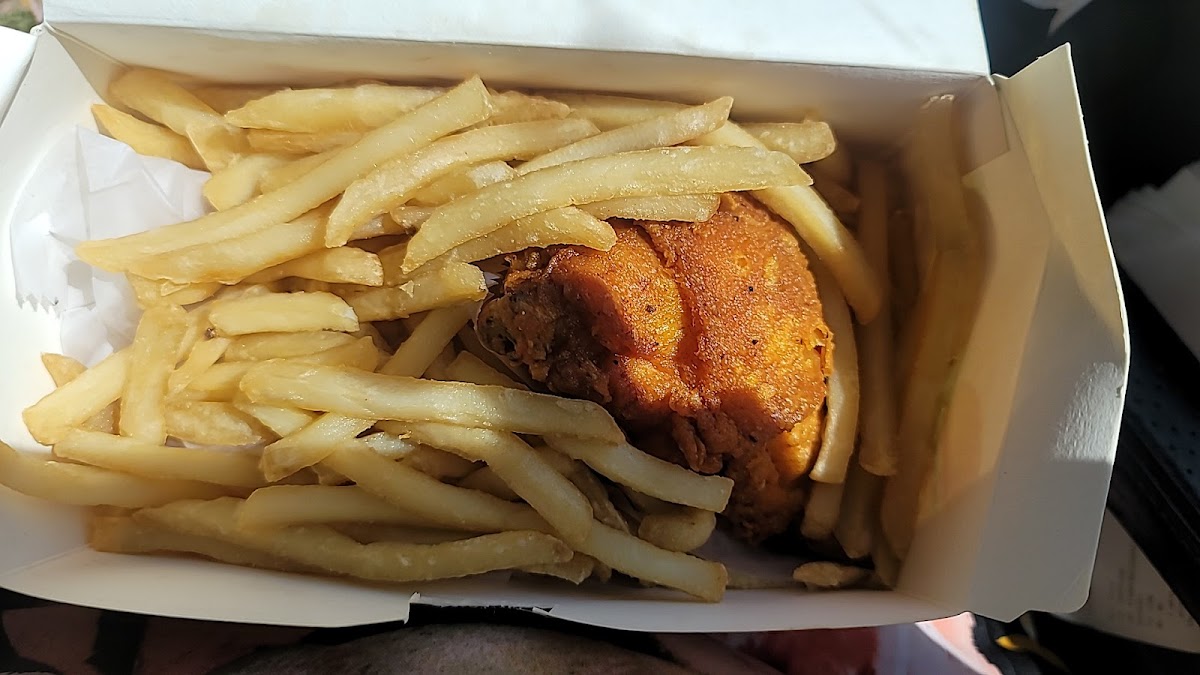 Kennedy Fried Chicken - Sunny’s Photo 5