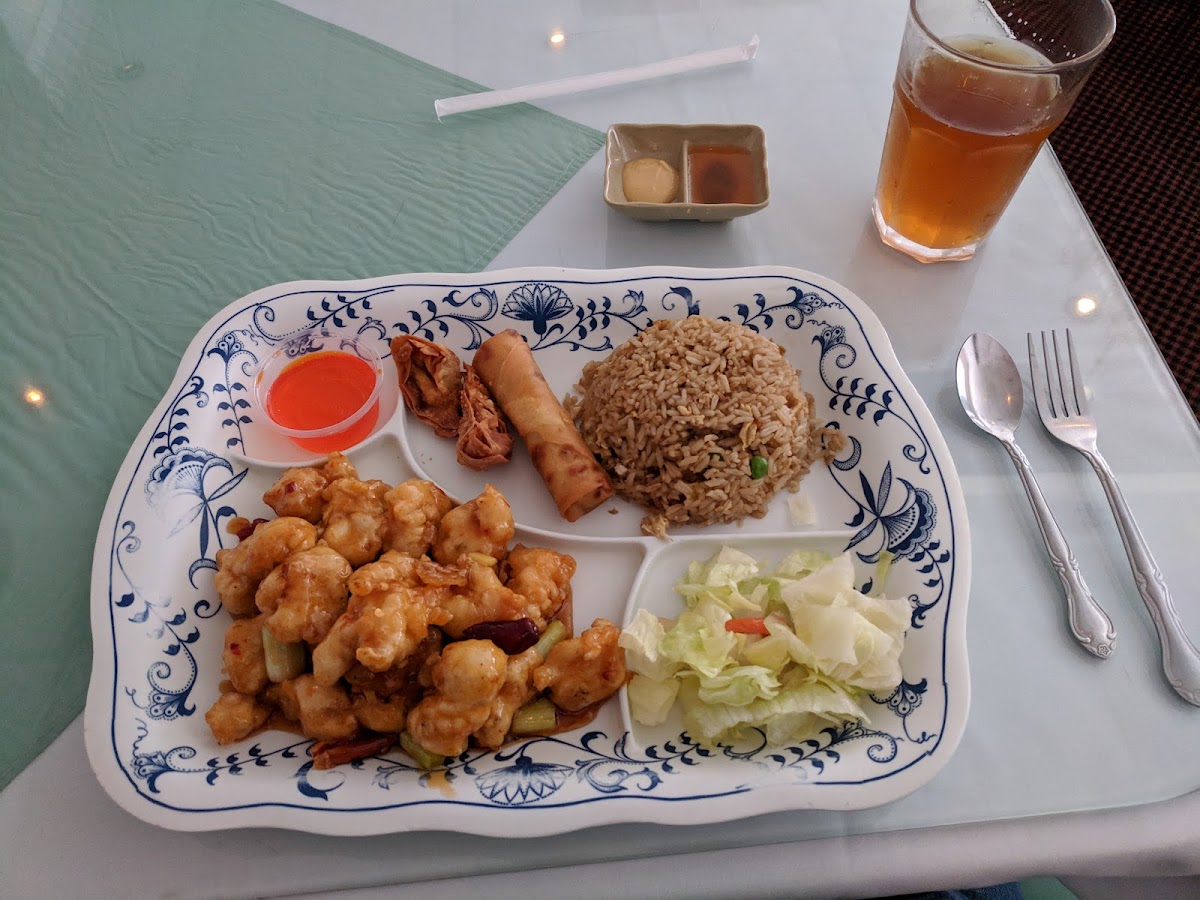Hunan Yuan Restaurant Photo 10