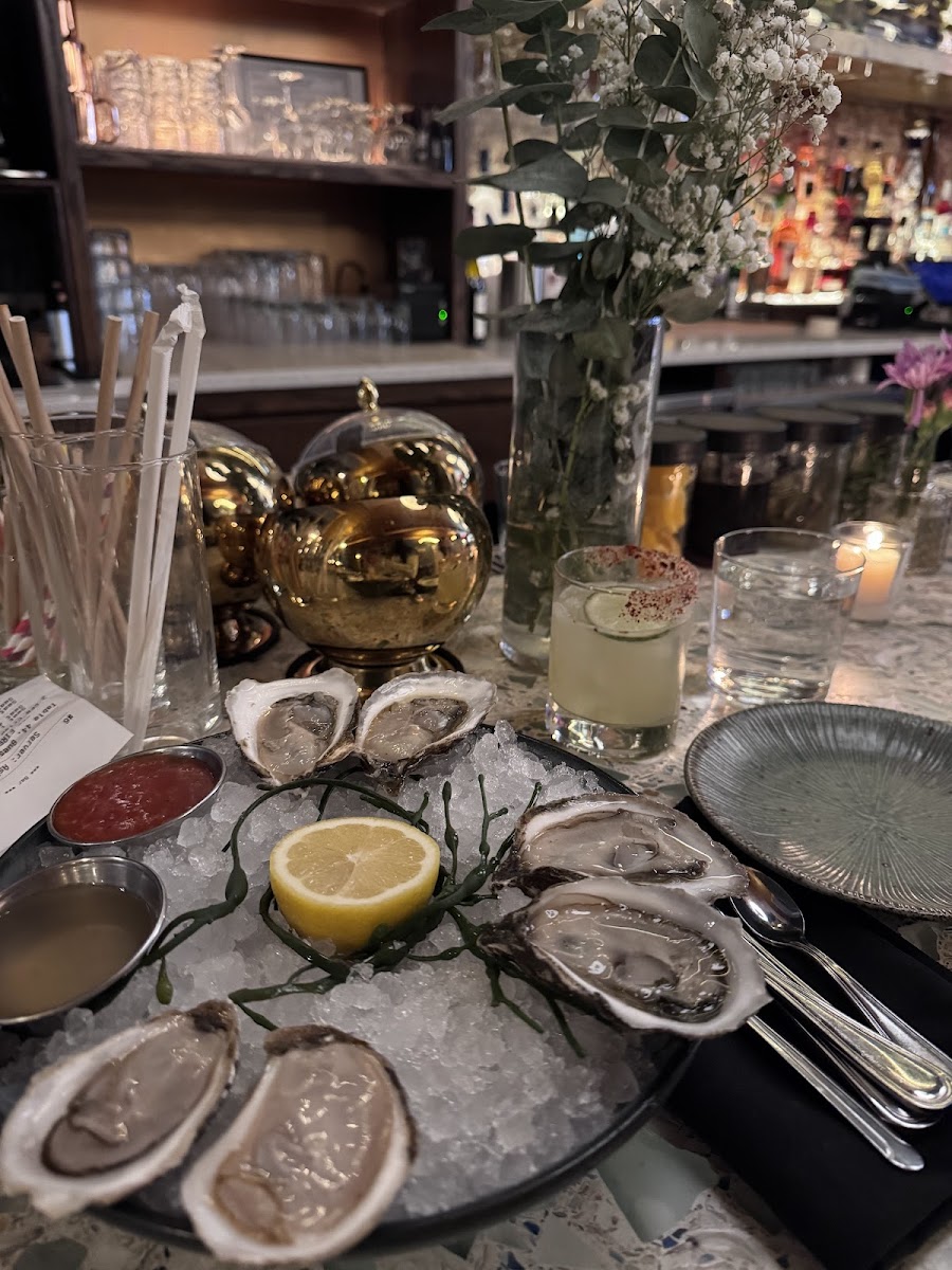Crave Fishbar Upper East Side Photo 3