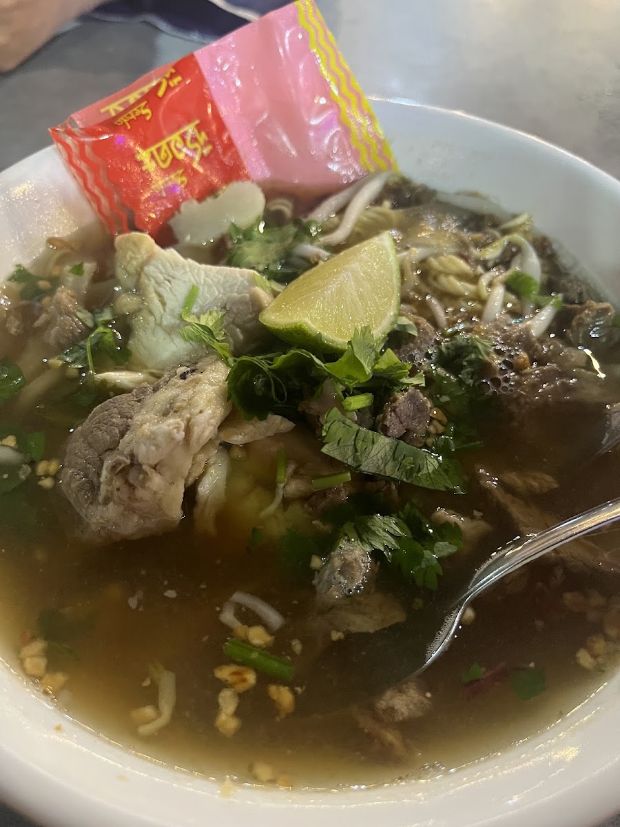 Golok Thai Food Setia Alam Photo 4