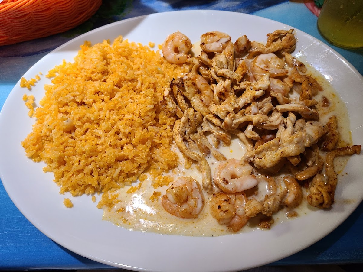 Sazon Mexican Restaurant Photo 3