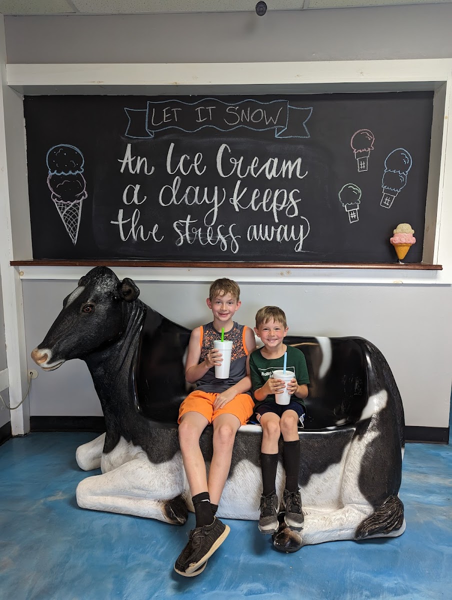 Let It Snow Creamery Photo 3
