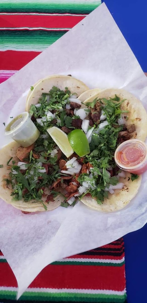 Belly's Mexican Food Photo 10