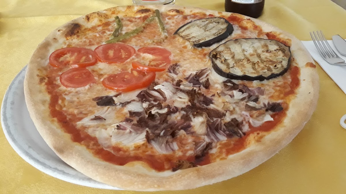 Pizzeria Tre Novembre Photo 8