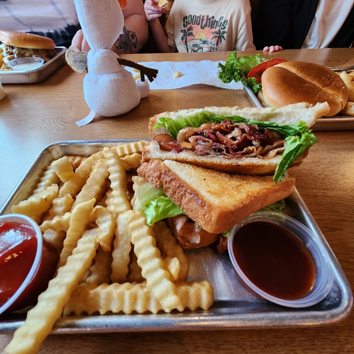 Loebs Mill Bar & Grill Photo 5