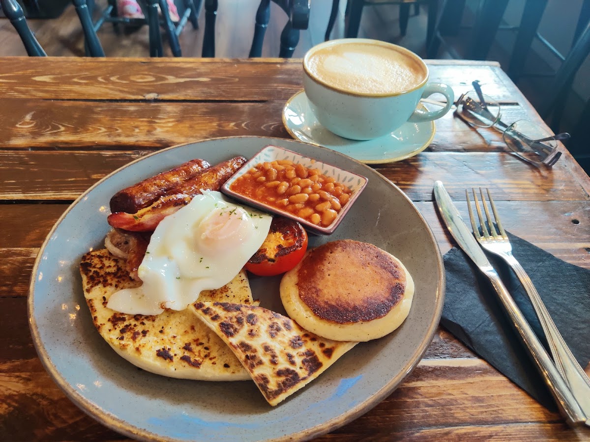 Poets Corner Cafe Photo 5