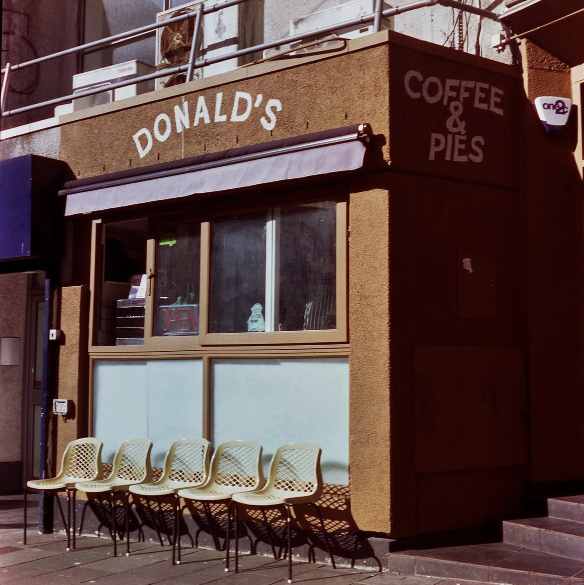 Donald's - Quay Street